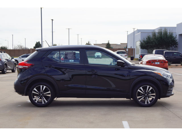 used 2020 Nissan Kicks car