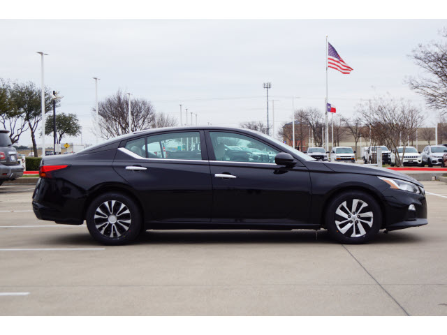 used 2020 Nissan Altima car