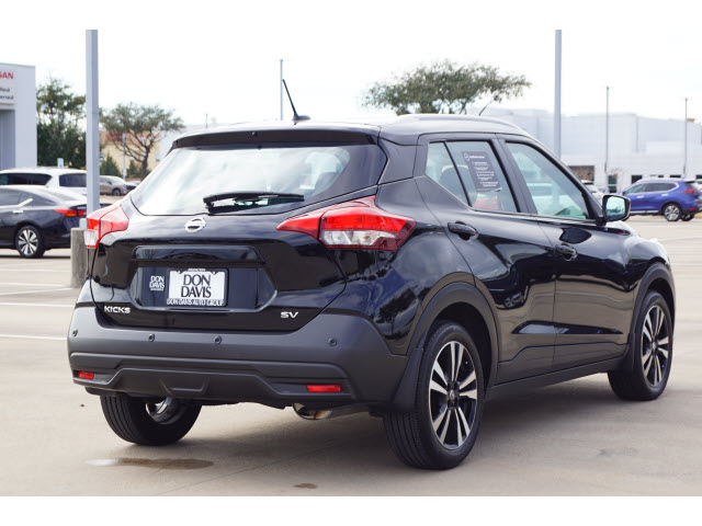 used 2020 Nissan Kicks car