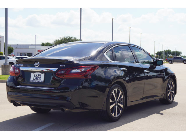 used 2017 Nissan Altima car