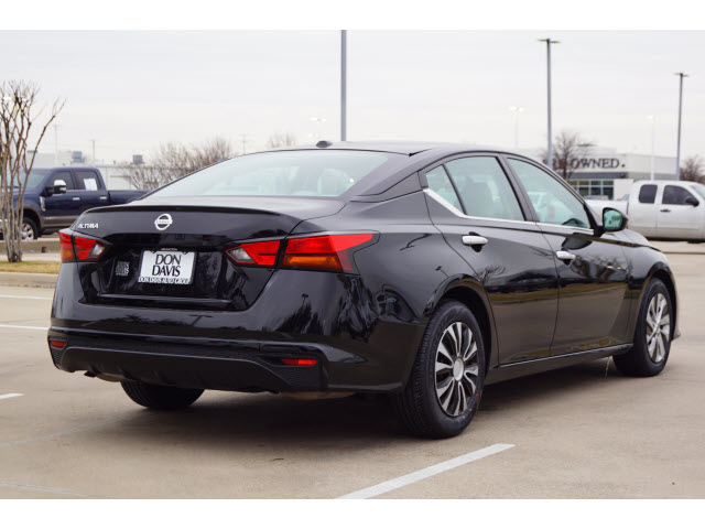 used 2020 Nissan Altima car