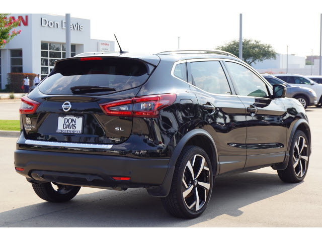 used 2020 Nissan Rogue Sport car