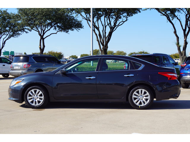 used 2017 Nissan Altima car