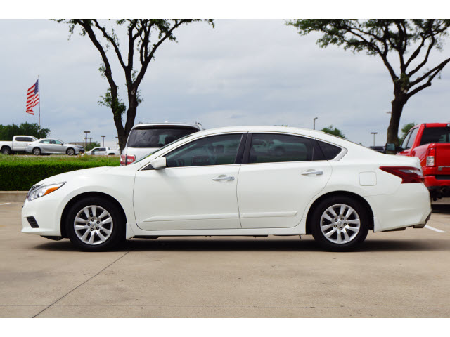 used 2018 Nissan Altima car