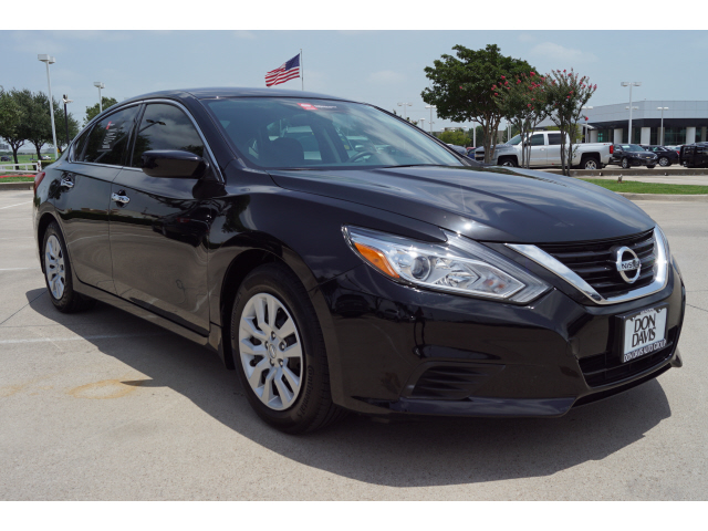 used 2017 Nissan Altima car