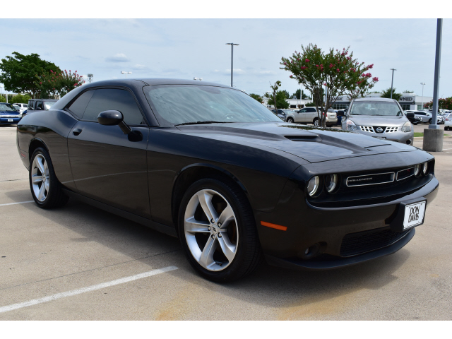 used 2018 Dodge Challenger car