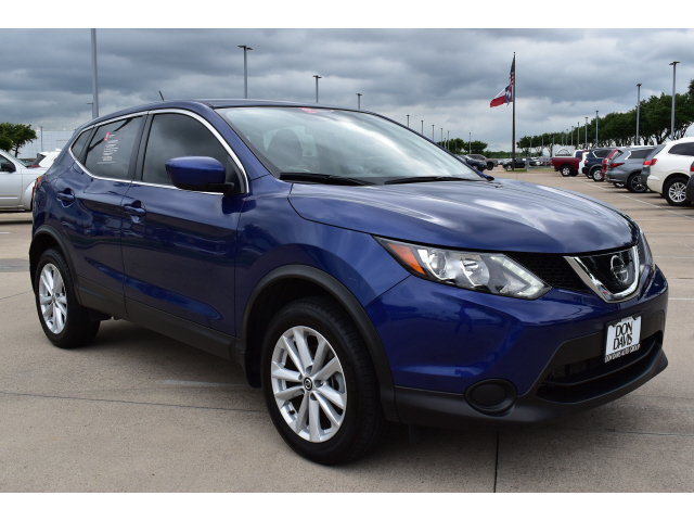 used 2019 Nissan Rogue Sport car