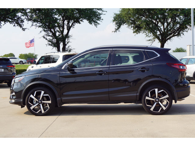 used 2020 Nissan Rogue Sport car