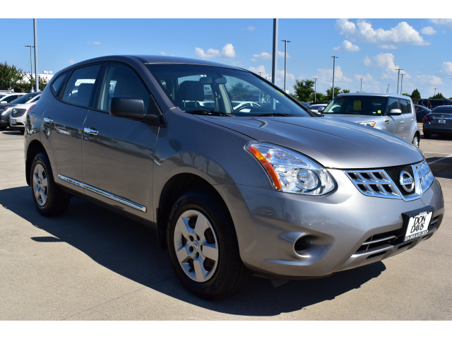 used 2014 Nissan Rogue Select car