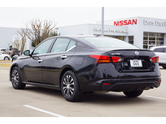 used 2020 Nissan Altima car