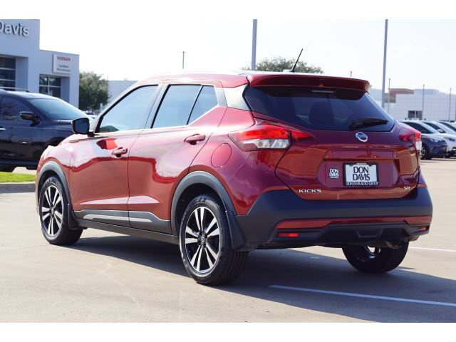 used 2018 Nissan Kicks car