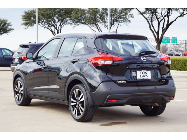 used 2020 Nissan Kicks car