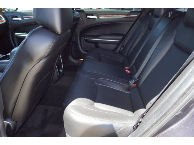 used 2013 Chrysler 300 car