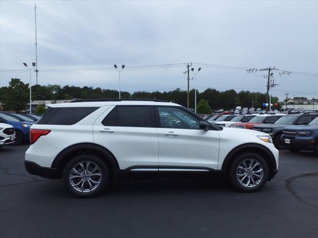 new 2024 Ford Explorer car, priced at $50,810