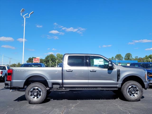 new 2024 Ford F-350 Super Duty car