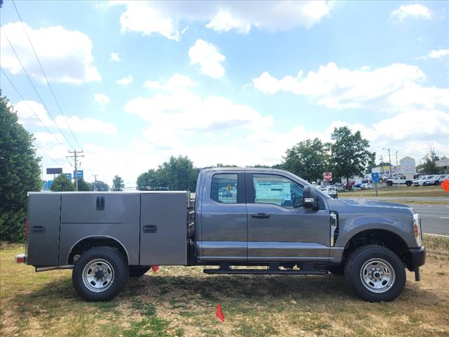 new 2024 Ford F-350 Super Duty car, priced at $75,935