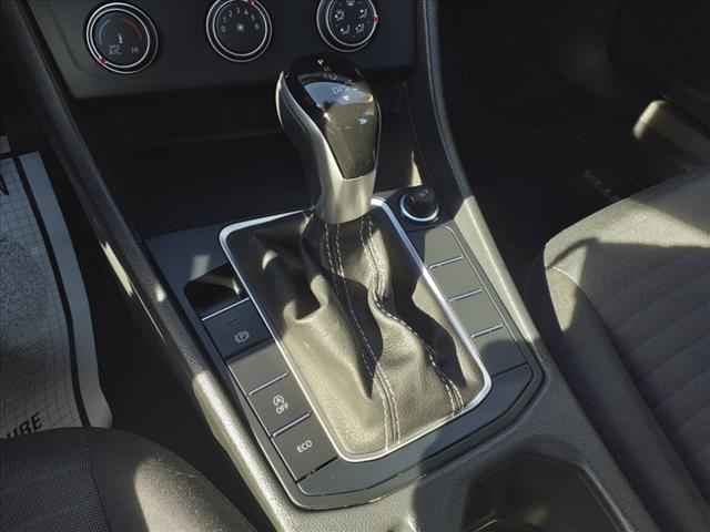 used 2024 Volkswagen Jetta car