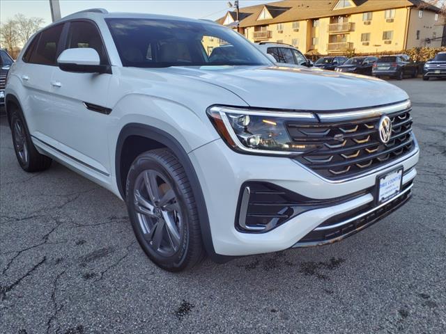 new 2024 Volkswagen Atlas Cross Sport car, priced at $51,841