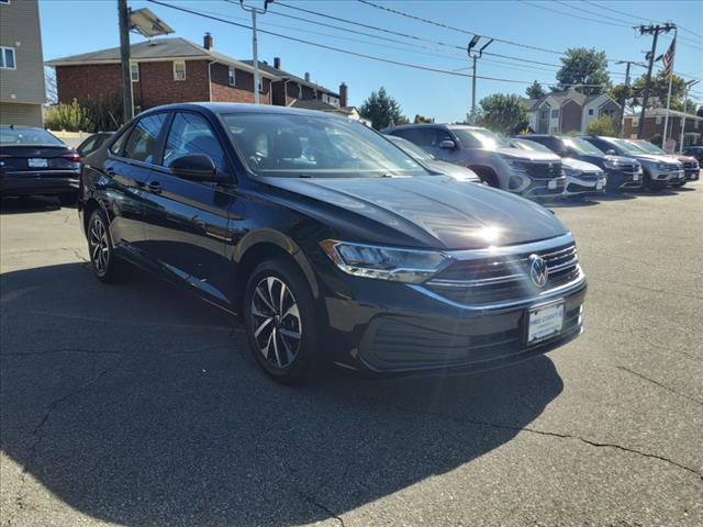 used 2024 Volkswagen Jetta car