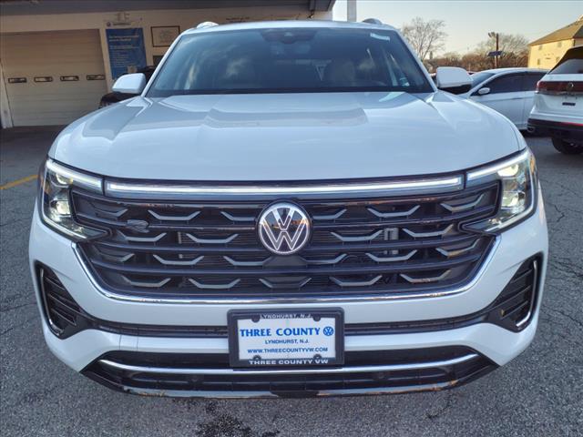 new 2024 Volkswagen Atlas Cross Sport car, priced at $51,841