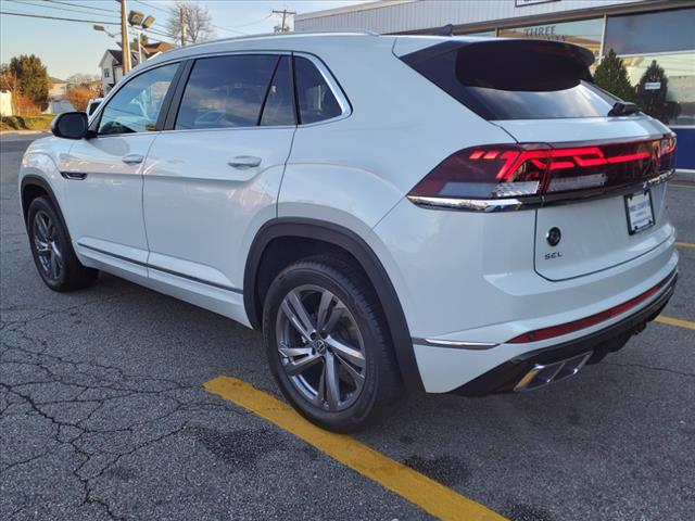 new 2024 Volkswagen Atlas Cross Sport car, priced at $51,841