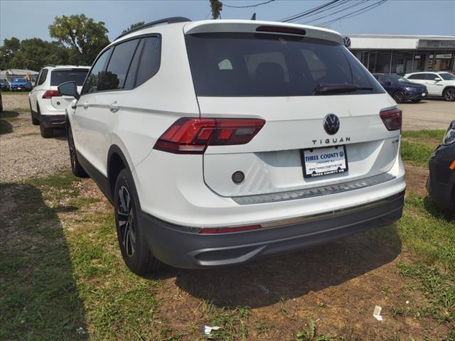 new 2024 Volkswagen Tiguan car, priced at $33,254