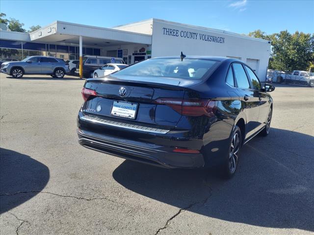 used 2024 Volkswagen Jetta car