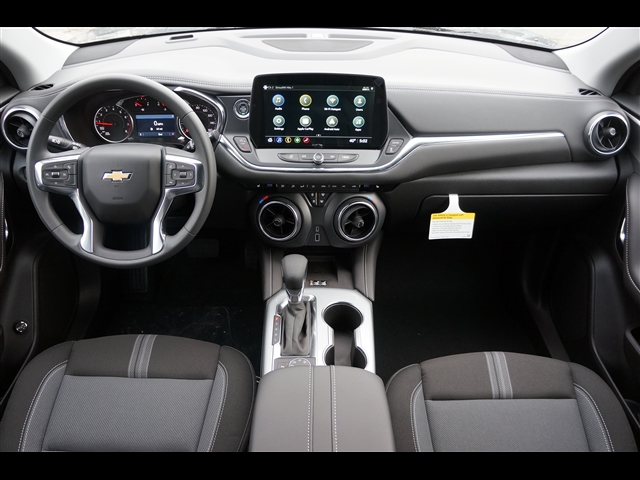 new 2024 Chevrolet Blazer car, priced at $38,572