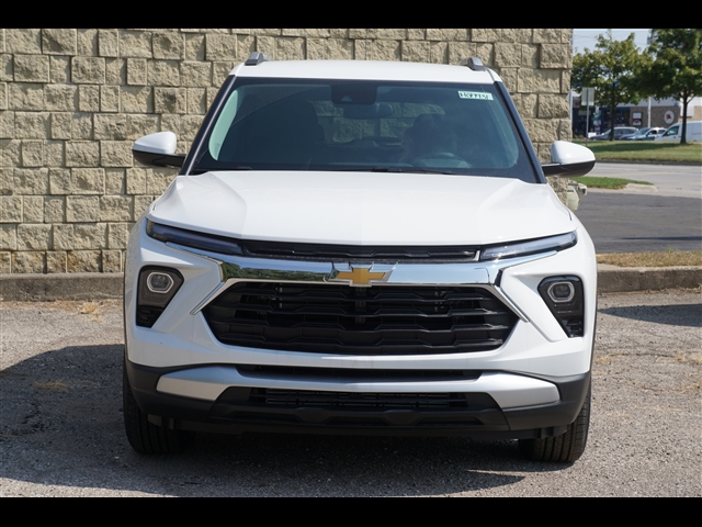 new 2025 Chevrolet TrailBlazer car, priced at $25,249