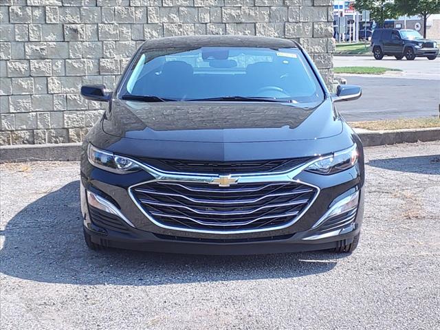 new 2025 Chevrolet Malibu car, priced at $25,612