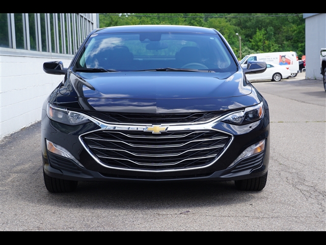 new 2024 Chevrolet Malibu car, priced at $27,810