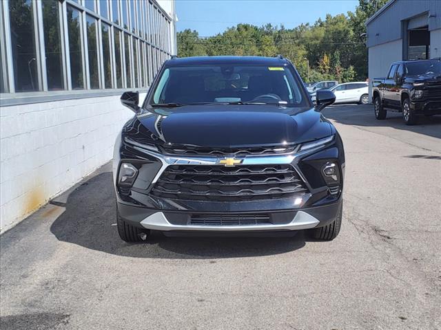 new 2025 Chevrolet Blazer car, priced at $35,426