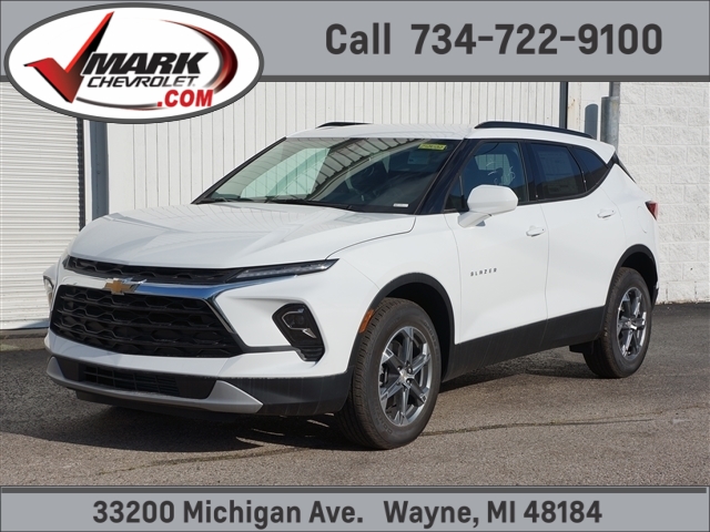 new 2024 Chevrolet Blazer car, priced at $35,382