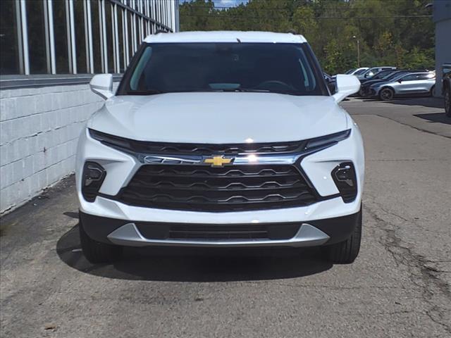 new 2025 Chevrolet Blazer car, priced at $35,426