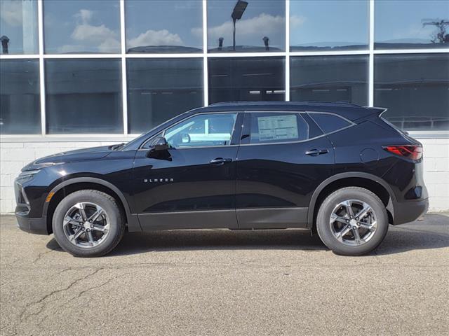 new 2025 Chevrolet Blazer car, priced at $35,426