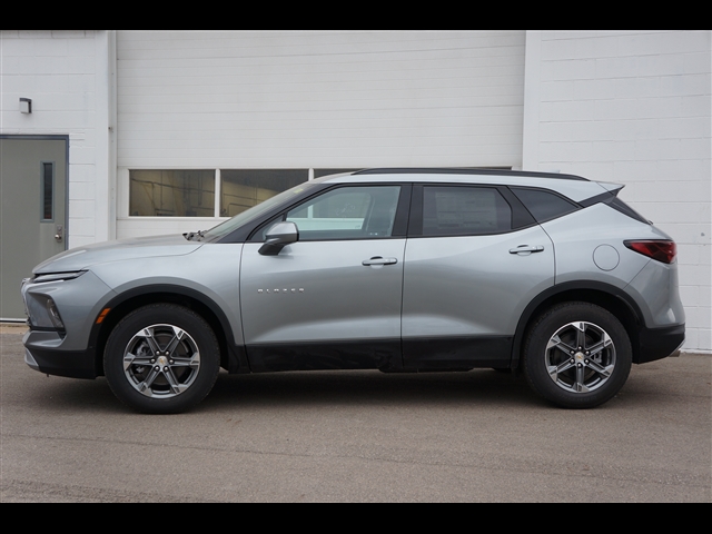 new 2024 Chevrolet Blazer car, priced at $38,567