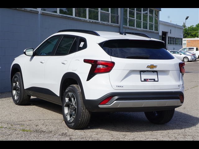 new 2025 Chevrolet Trax car, priced at $22,991