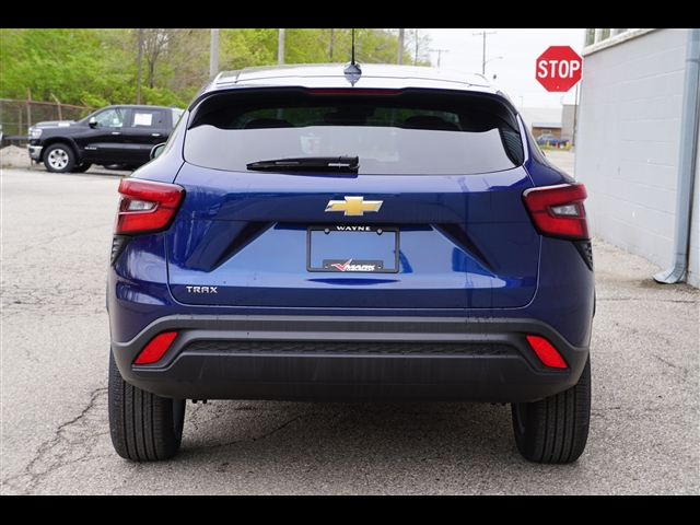 new 2024 Chevrolet Trax car, priced at $21,143