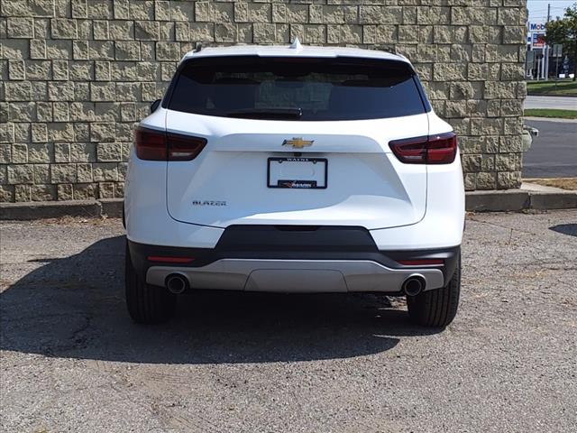 new 2025 Chevrolet Blazer car, priced at $35,186