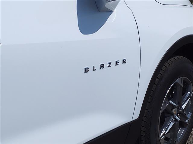 new 2025 Chevrolet Blazer car, priced at $35,186