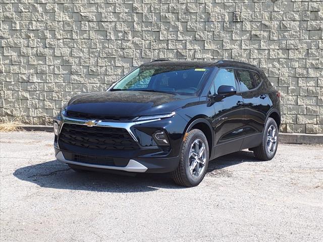 new 2025 Chevrolet Blazer car, priced at $35,186