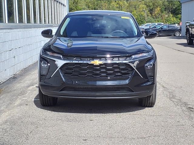 new 2025 Chevrolet Trax car, priced at $21,742