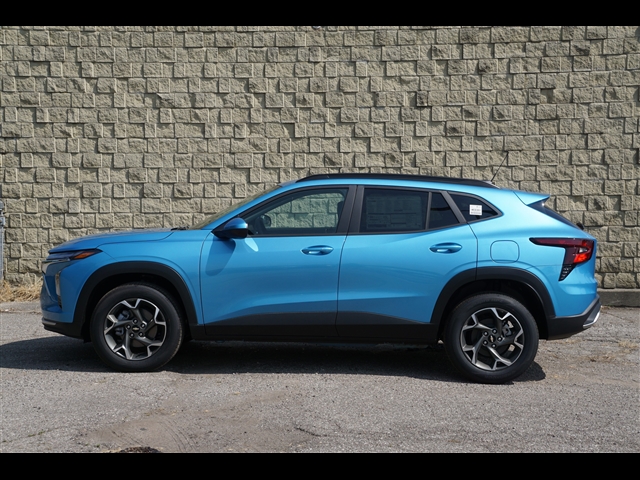 new 2025 Chevrolet Trax car, priced at $23,336