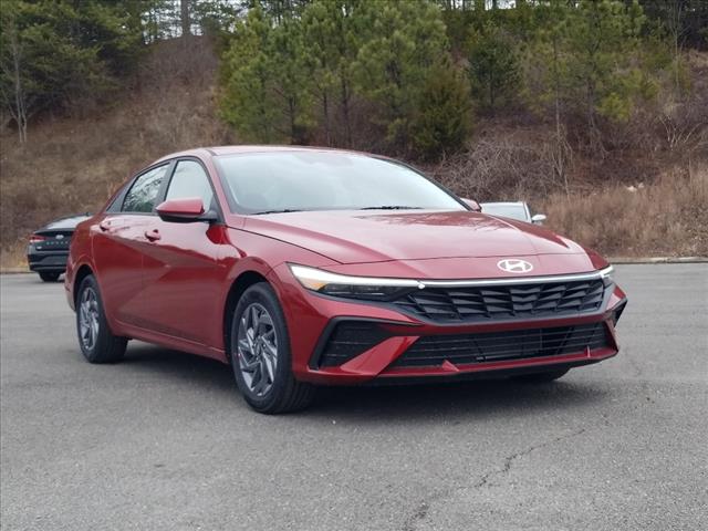 new 2024 Hyundai Elantra car, priced at $25,310