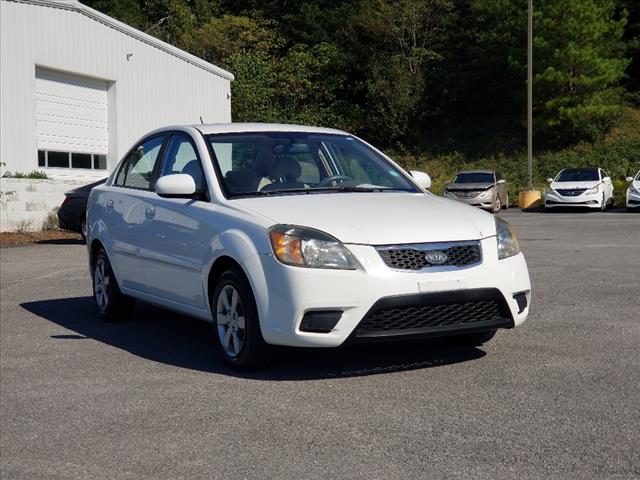 used 2010 Kia Rio car