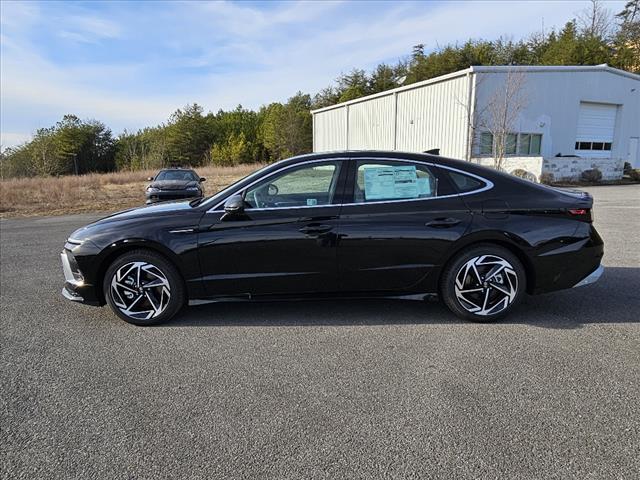 new 2024 Hyundai Sonata car, priced at $32,255