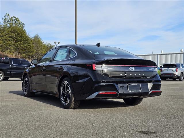 new 2024 Hyundai Sonata car, priced at $32,255