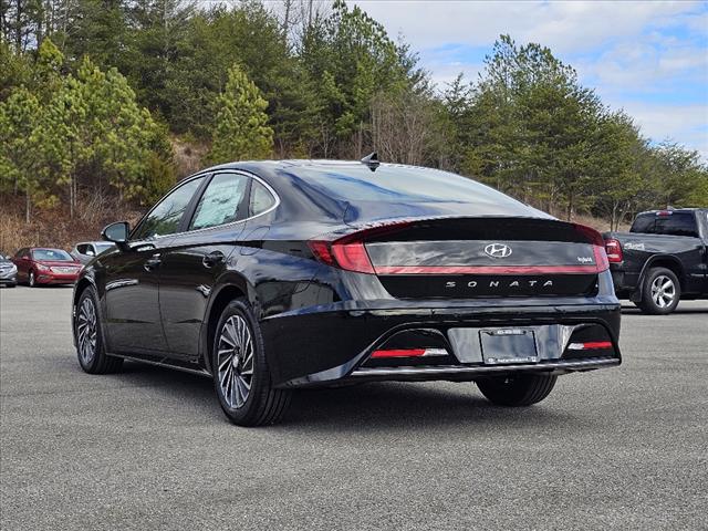 new 2024 Hyundai Sonata Hybrid car, priced at $32,535