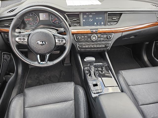 used 2019 Kia Cadenza car