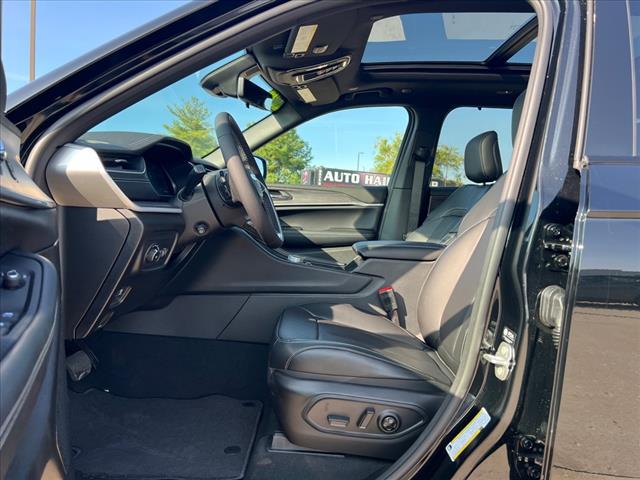 new 2024 Jeep Grand Cherokee car, priced at $49,595